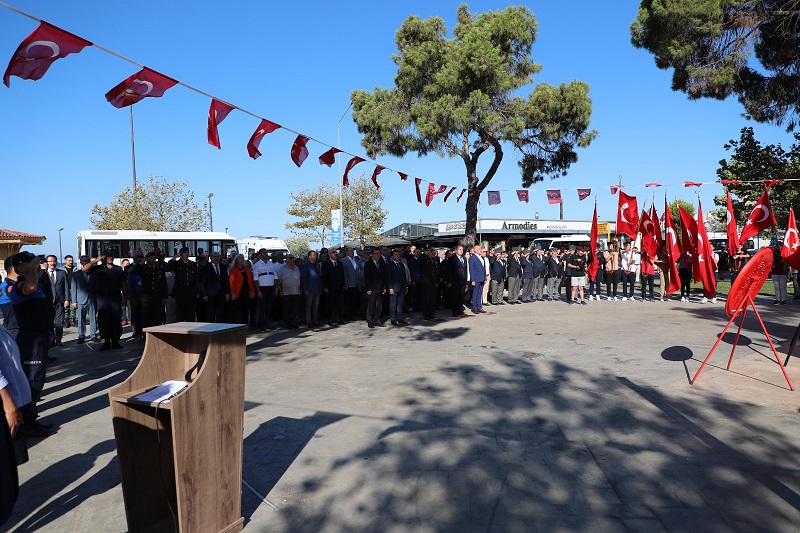 Gemlik’te düşman işgalinden kurtuluşun 101. yılı kutlandı